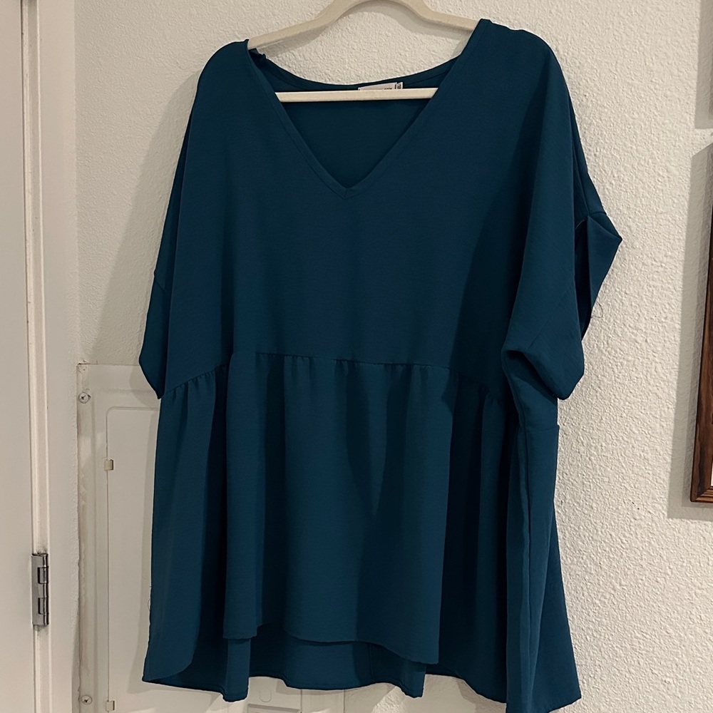 Chic Teal V-Neck Women's Tunic